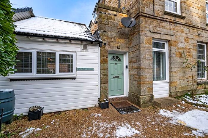 2 Bedroom Flat For Sale In Beacon Road, Crowborough, TN6