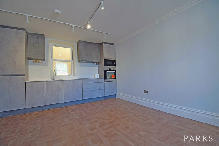 2 Bedroom Apartment To Rent In Upper Lewes Road, Brighton, BN2