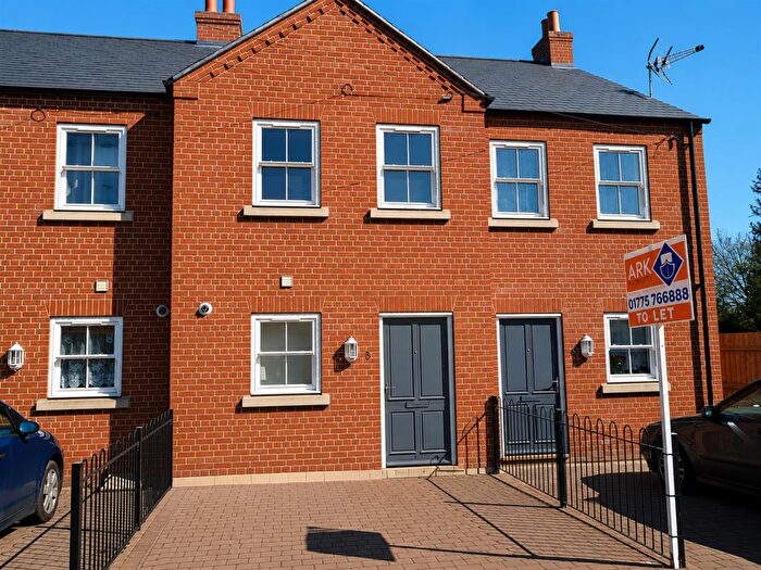 3 Bedroom Terraced House To Rent In Riverview Terrace, Willow Walk, Spalding, PE11
