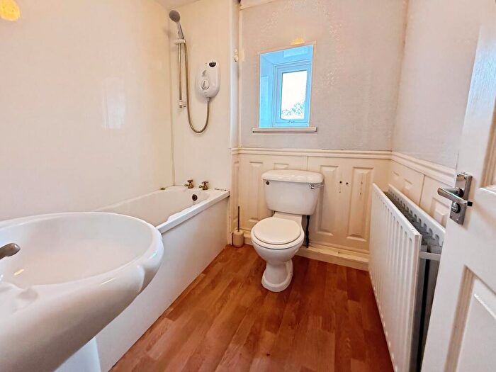 2 Bedroom Flat For Sale In Cleadon Street, Consett, DH8