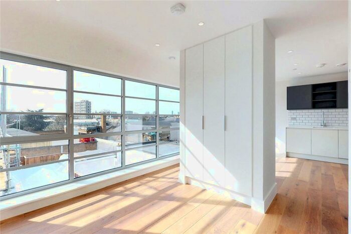 Flat To Rent In The Catcher Building, London, SE15