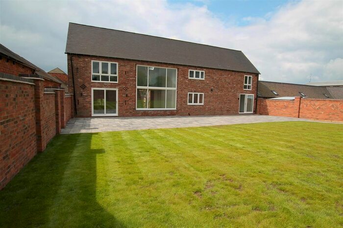 4 Bedroom Property To Rent In Weeford Barn, Canwell, Sutton Coldfield, Staffordshire, B75