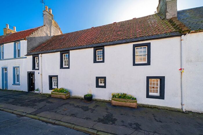 2 Bedroom Flat For Sale In High Street, Crail, KY10