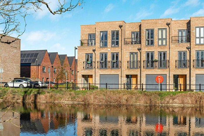 3 Bedroom End Of Terrace House For Sale In Goff Street, Wolvercote, OX2