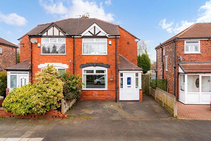 3 Bedroom Semi Detached House For Sale In Downham Crescent, Prestwich, M25