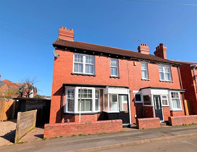 3 Bedroom Semi Detached House For Sale In Baysham Street, Hereford, HR4