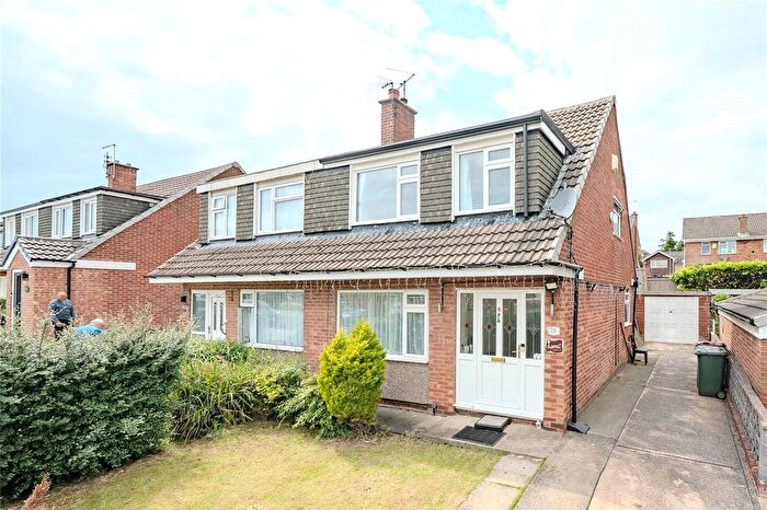 3 Bedroom Semi Detached House For Sale In Linton Drive, Leeds, LS17