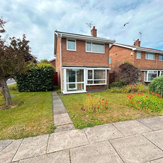 3 Bedroom Detached House For Sale In Haig Avenue, Southport, PR8