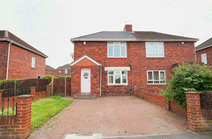 2 Bedroom Semi-Detached House To Rent In Millford Court, Gateshead, NE10