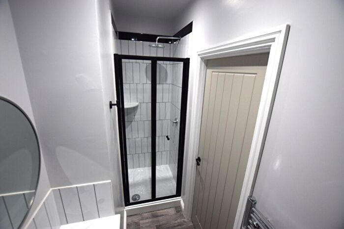 Studio To Rent In Watkin Terrace, Abington, Northampton, NN1