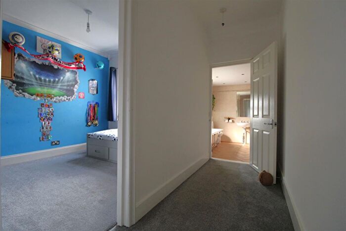 2 Bedroom Semi-Detached House For Sale In Napier Road, Broadstairs, CT10