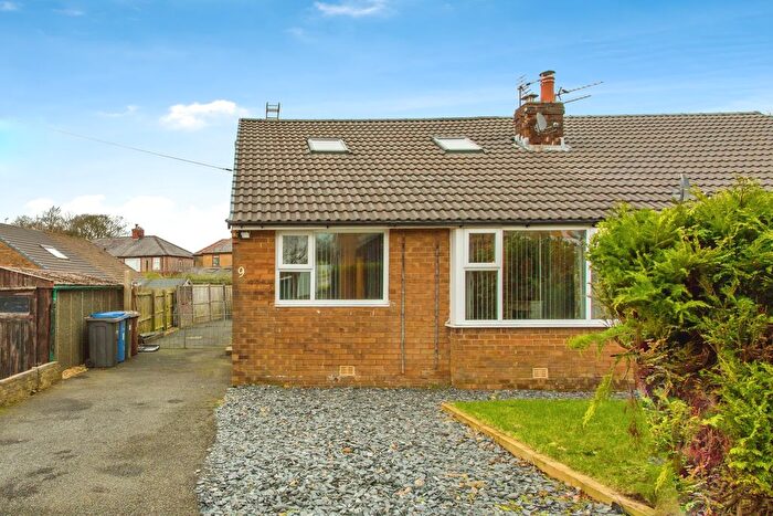 4 Bedroom Semi-Detached House For Sale In Thirlmere Drive, Withnell, Chorley, Lancashire, PR6
