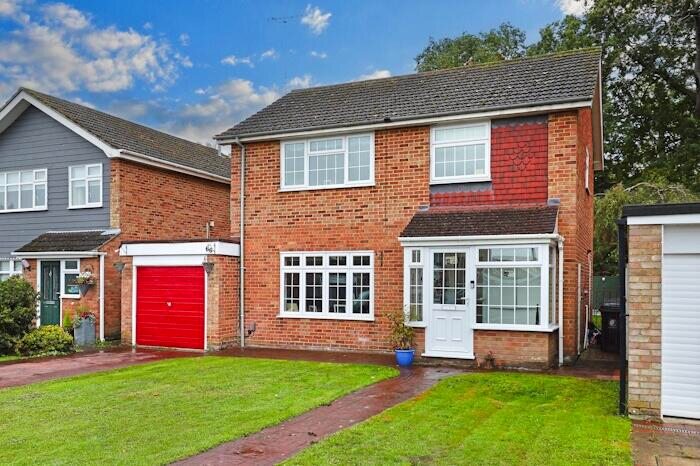 5 Bedroom Detached House For Sale In Kettlebury Way, Ongar, CM5