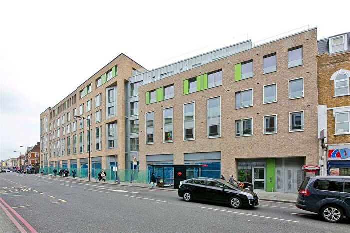 2 Bedroom Flat To Rent In Ashwin Street, Dalston, E8