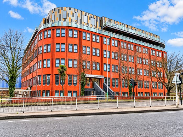 2 Bedroom Flat For Sale In Verve Apartments, Mercury Gardens, Romford, Essex, RM1