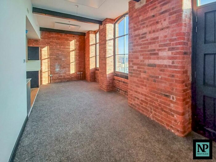 2 Bedroom Flat To Rent In Tolson Court, Tamworth, B78