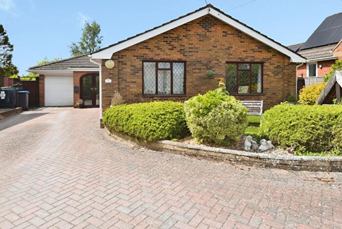 4 Bedroom Detached Bungalow For Sale In Nett Road, Shrewton, SP3