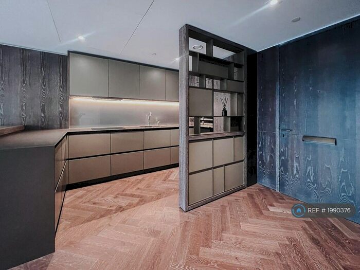 2 Bedroom Flat To Rent In Pearce House, London, SW11