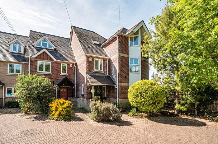 4 Bedroom Terraced House For Sale In Hill Lane, Upper Shirley, Southampton, Hampshire, SO15