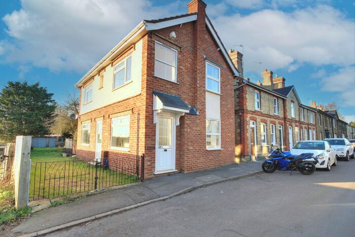 3 Bedroom Detached House To Rent In Church Street, Somersham, Huntingdon, PE28