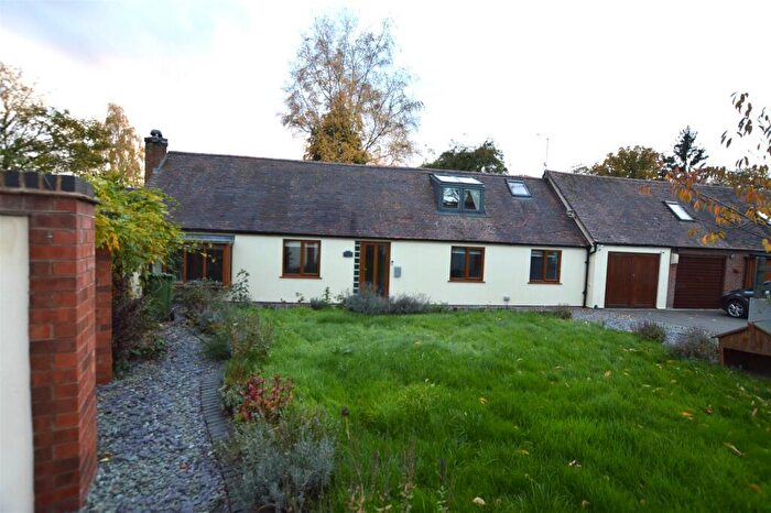 4 Bedroom Link Detached House For Sale In Coventry Road, Berkswell, Coventry, CV7