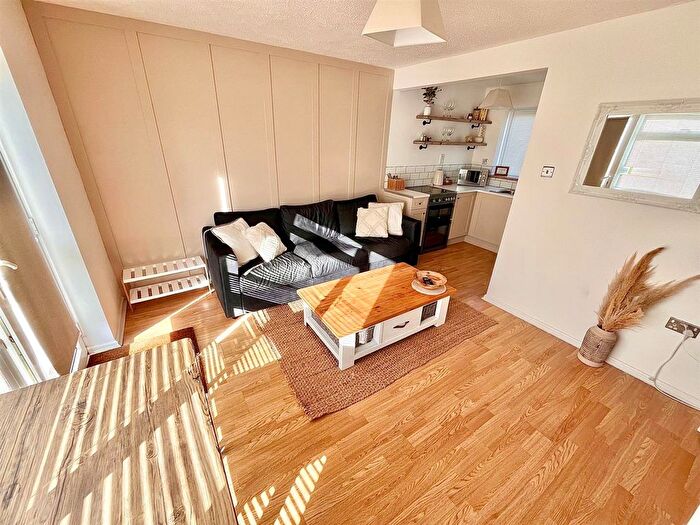 2 Bedroom Chalet For Sale In Newport Road, Hemsby, NR29