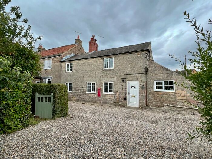 4 Bedroom End Of Terrace House For Sale In The Old Post Office, North View, LS22