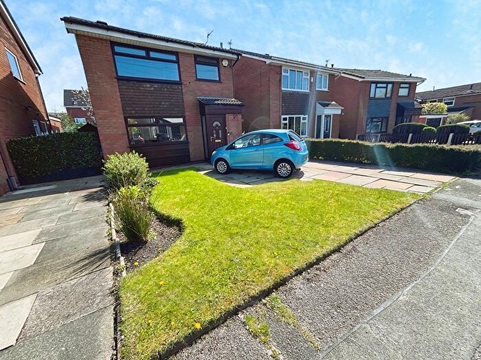 3 Bedroom Detached House For Sale In Limefield Road, Radcliffe, Manchester, Greater Manchester, M26