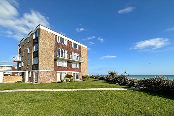 2 Bedroom Flat For Sale In Millfield Close, Rustington, Littlehampton, West Sussex, BN16