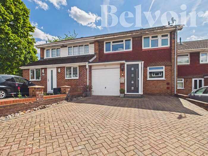 3 Bedroom Terraced House For Sale In Grainger Close, Basingstoke, RG22