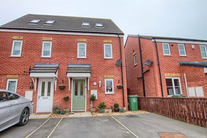 3 Bedroom Semi-Detached House To Rent In Bancroft Drive, Ingleby Barwick, TS17