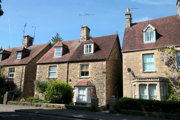 1 Bedroom Flat To Rent In Mill Street, Witney, OX28