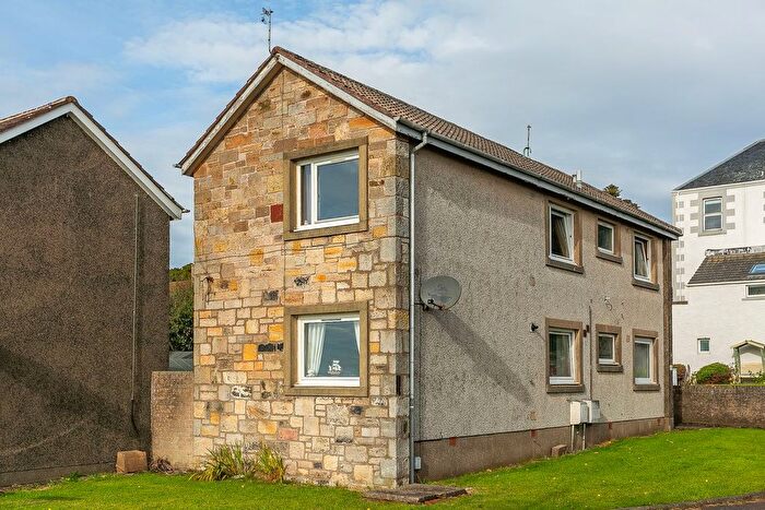 2 Bedroom Flat For Sale In East Brae, East Wemyss, Kirkcaldy, KY1