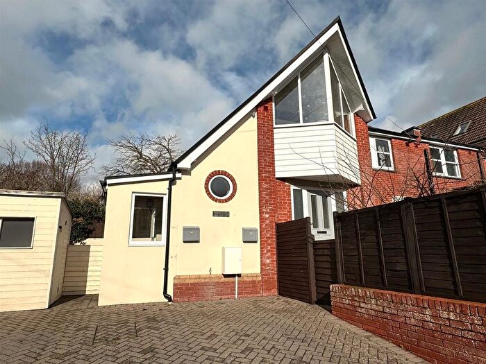 2 Bedroom Property For Sale In Hanover Road, Weymouth, DT4