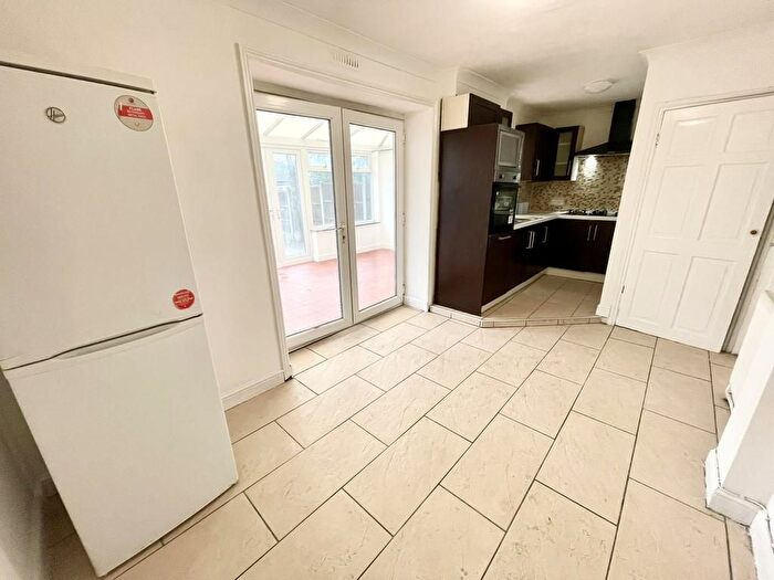 4 Bedroom Semi Detached House For Sale In Burrow Road, Chigwell, IG7