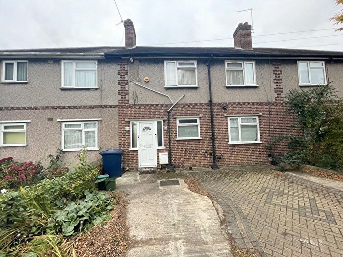 2 Bedroom Maisonette To Rent In Carr Road, Northolt, UB5