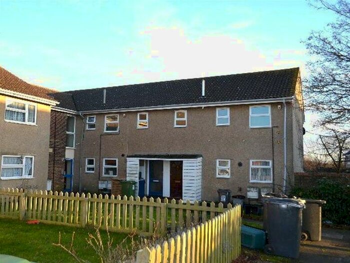 1 Bedroom Flat To Rent In Hemel Hempstead, Hertfordshire, HP3