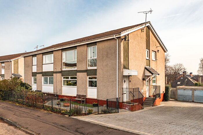 2 Bedroom Flat For Sale In Howden Hall Gardens, Edinburgh, EH16