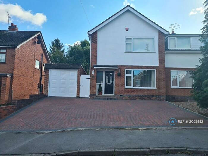 3 Bedroom Semi-Detached House To Rent In Fairstone Hill, Oadby, Leicester, LE2