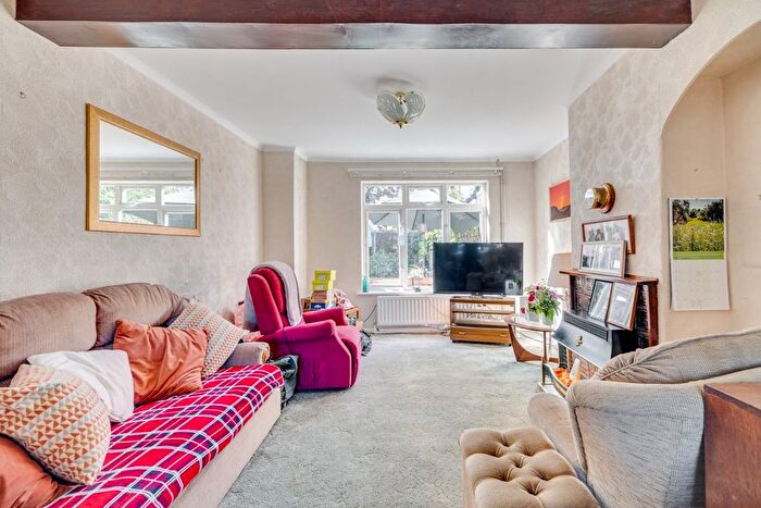 2 Bedroom Terraced House For Sale In Barnes Avenue, London, SW13