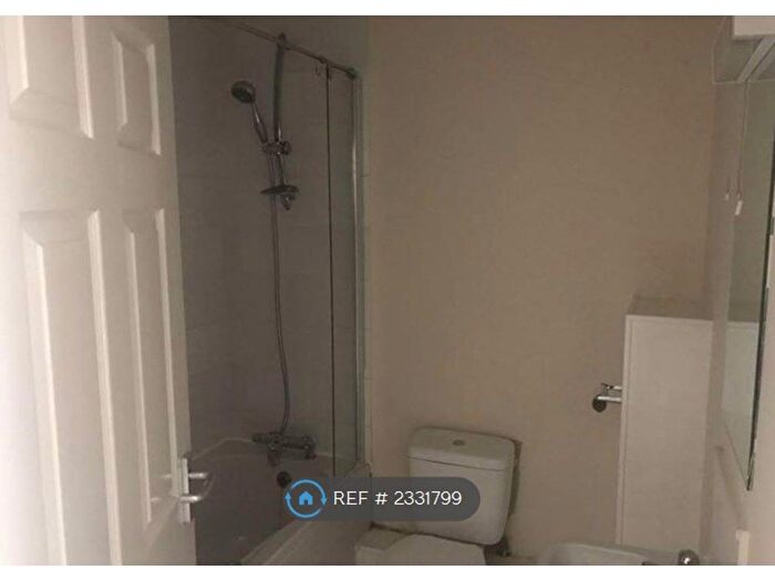 2 Bedroom Flat To Rent In Bolton Road, Bradford, BD2