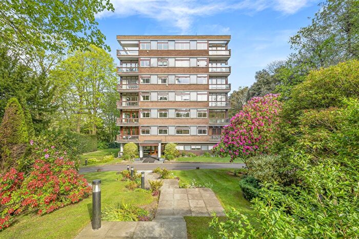 4 Bedroom Flat For Sale In Penthouse Apartment, Oak Hill Park, Hampstead, NW3