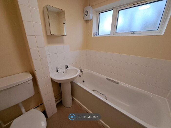 1 Bedroom Flat To Rent In River View, Ross-On-Wye, HR9