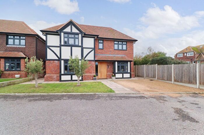 4 Bedroom Detached House For Sale In Northumberland Mews, Margate, CT9