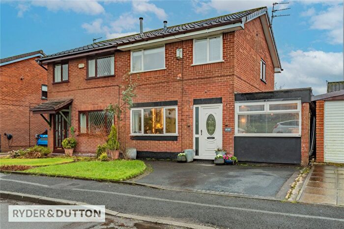 4 Bedroom Semi Detached House For Sale In Bullcote Green, Royton, Oldham, Greater Manchester, OL2