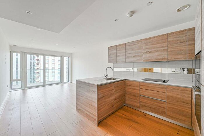 2 Bedroom Flat For Sale In Norton House, Woolwich, London, SE18