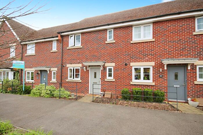 3 Bedroom Terraced House To Rent In Merlin Way, Bracknell, RG12
