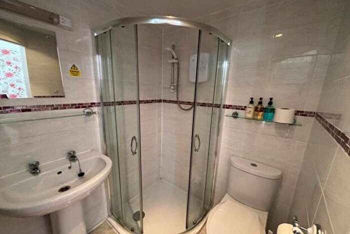 1 Bedroom Property To Rent In Upper Church Road, Weston-Super-Mare, BS23