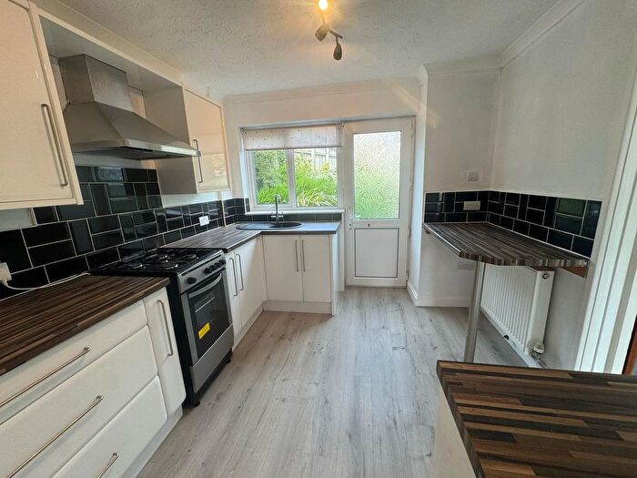 3 Bedroom Property To Rent In Merlin Crescent, Exeter, EX4