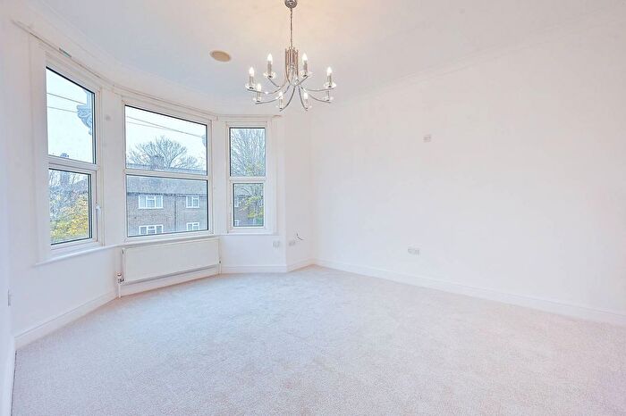 3 Bedroom Terraced House For Sale In Carlyle Road, Ealing, London, W5